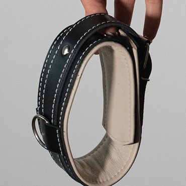 Fetish Dreams Ошейник из толстой кожи с бежевым подкладом